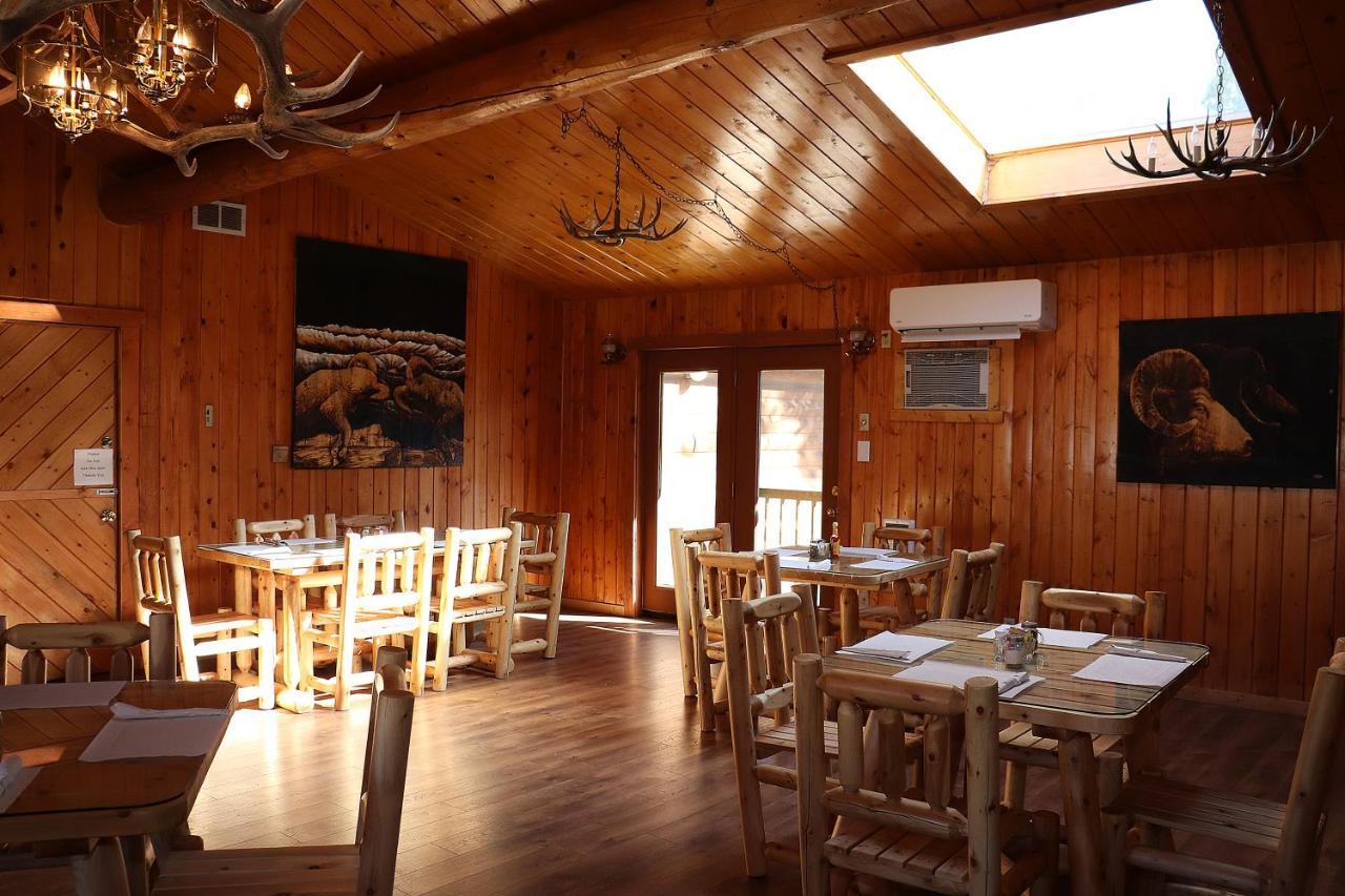 Yellowstone Valley Inn Wapiti Exterior foto