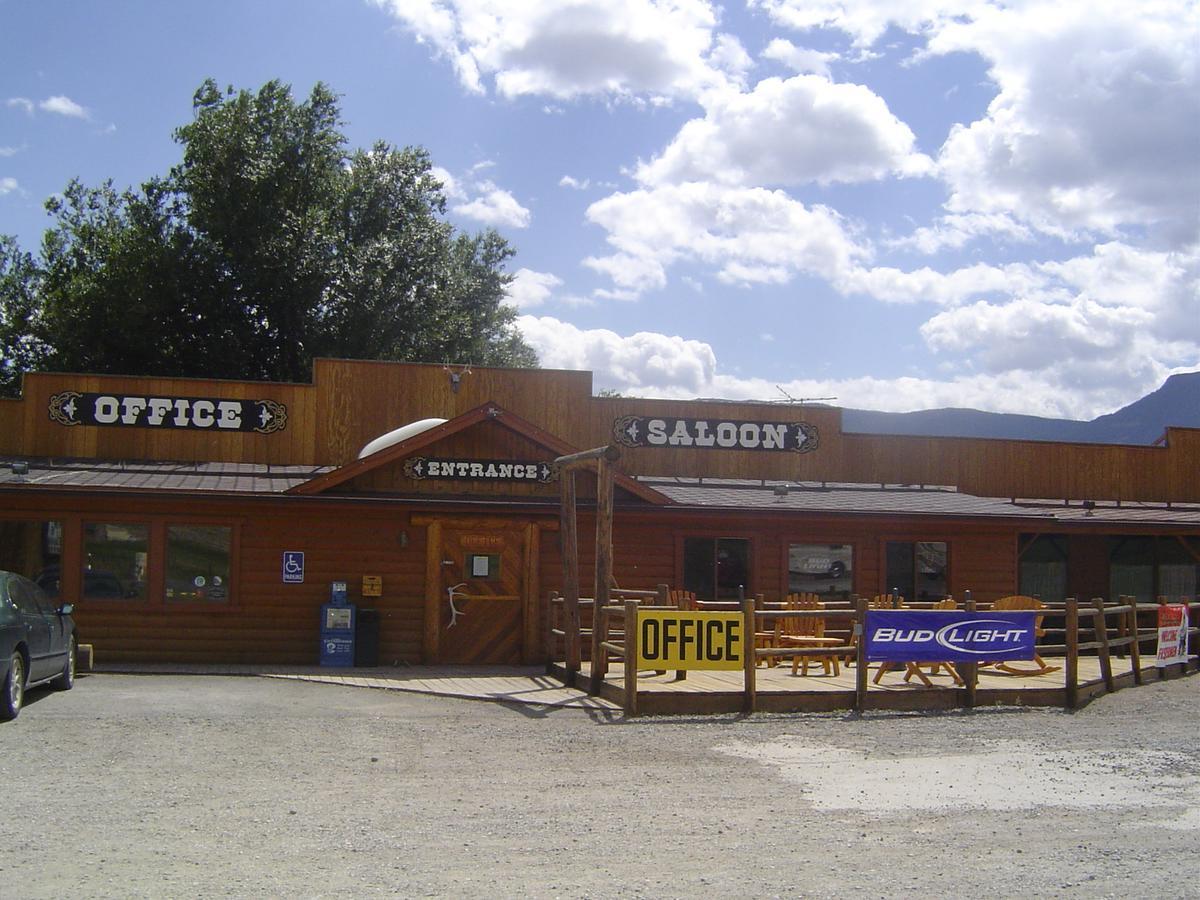 Yellowstone Valley Inn Wapiti Exterior foto